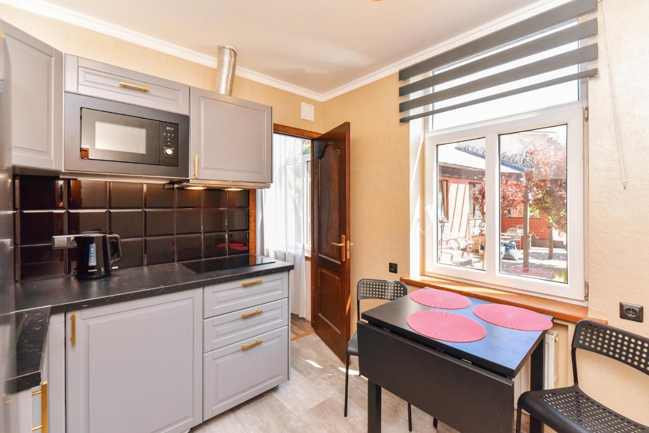 Meldernams Aparthotel Ventspils Buitenkant foto